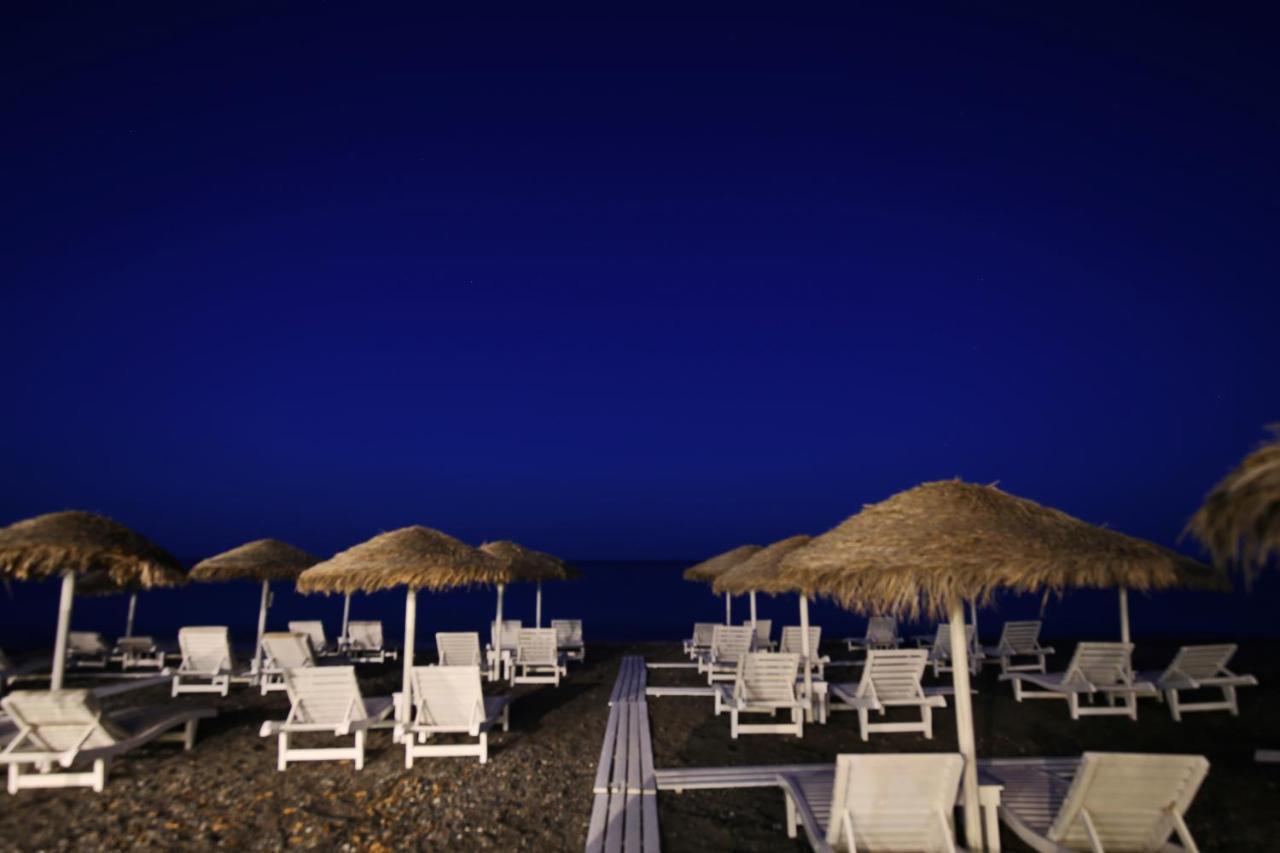 Seaside Breeze Otel Kamári Dış mekan fotoğraf